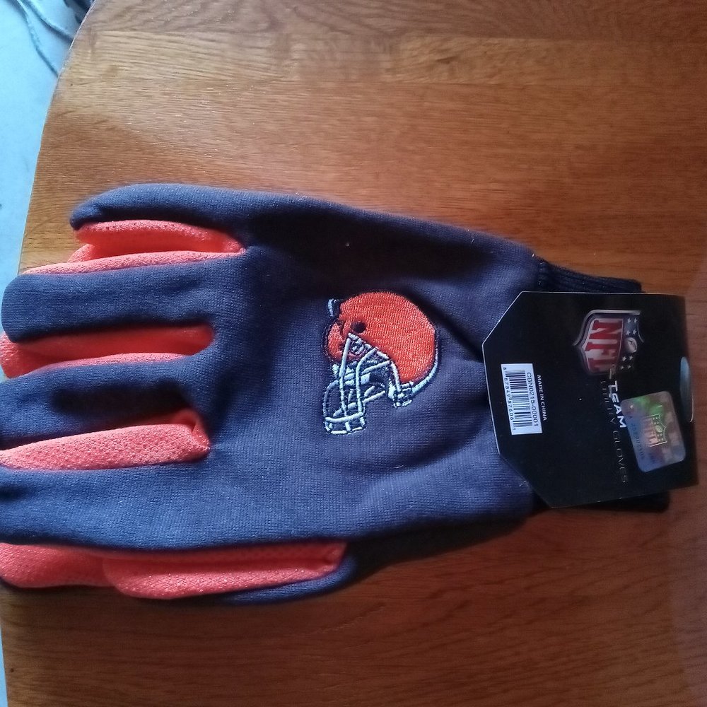 NFL Cleveland Browns Sport Utility Glove DUO/with helmet logo